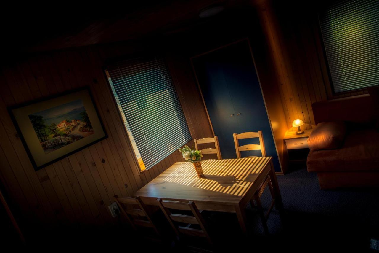 Kuca Za Odmor, Ferienhaus, Holiday Home Rugas Orahovica Exteriör bild