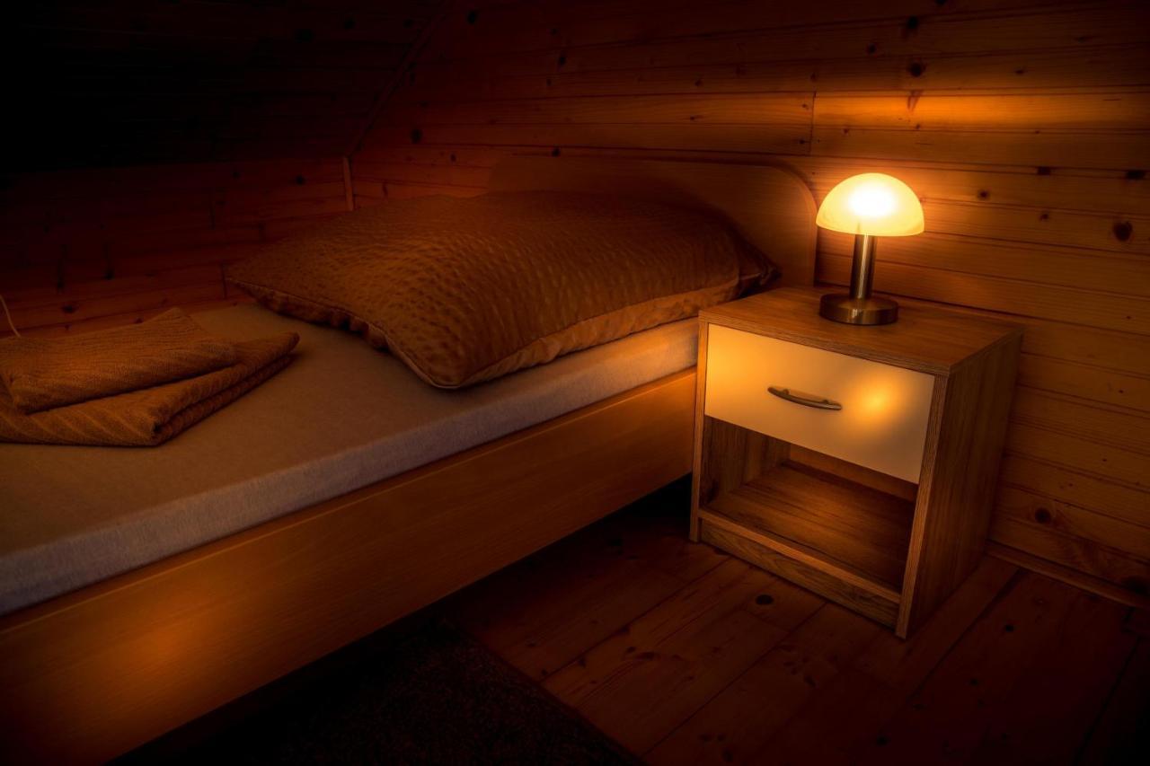 Kuca Za Odmor, Ferienhaus, Holiday Home Rugas Orahovica Exteriör bild